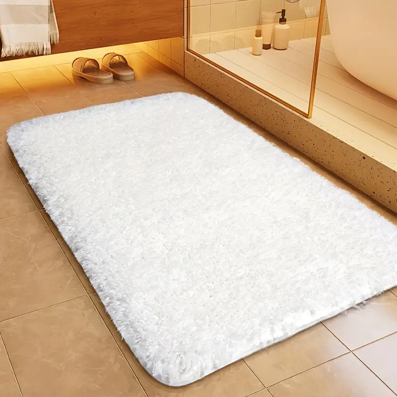 Shaggy Polyester Bath Mat With Slip-Resistant Backing