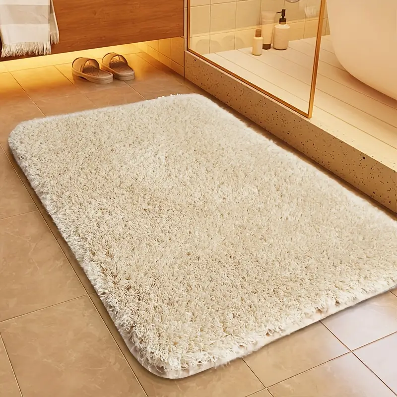 Shaggy Polyester Bath Mat With Slip-Resistant Backing