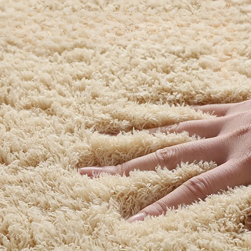Shaggy Polyester Bath Mat With Slip-Resistant Backing