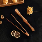 Minimalist Wooden Kitchen Tongs With Ergonomic Handle