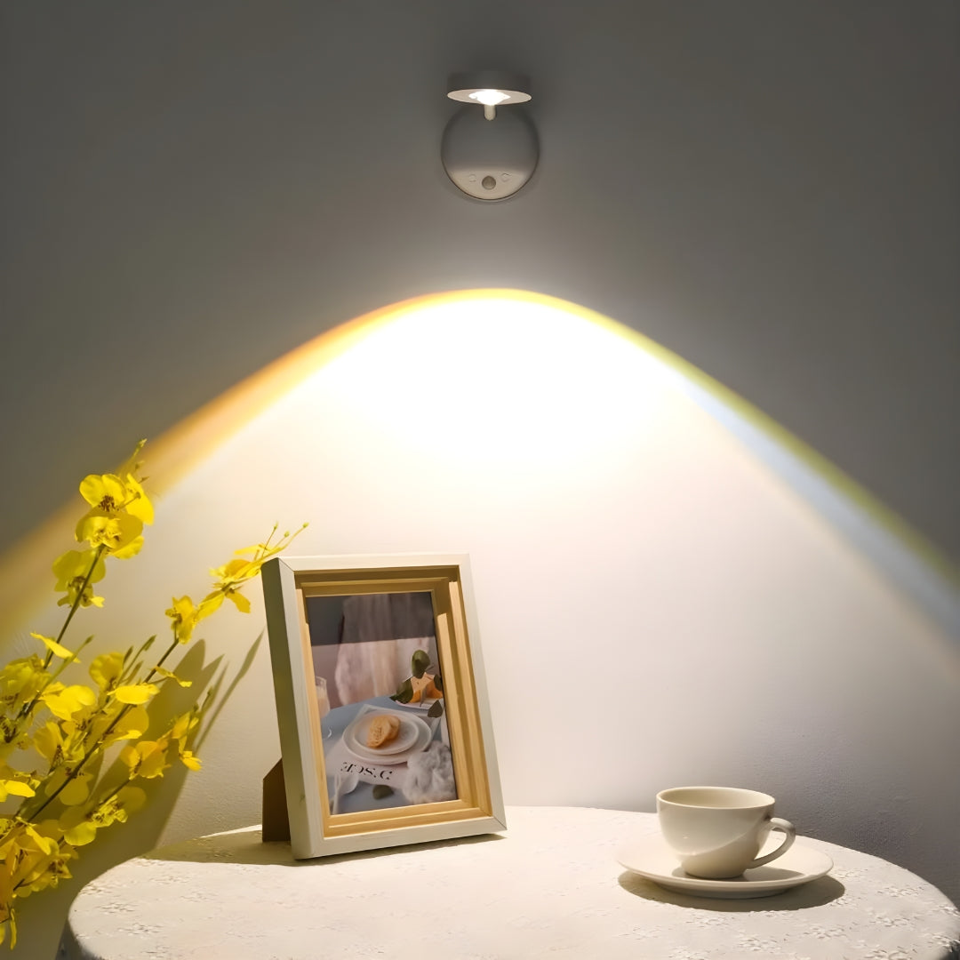 Minimalist Wall Spotlight With Adjustable Head