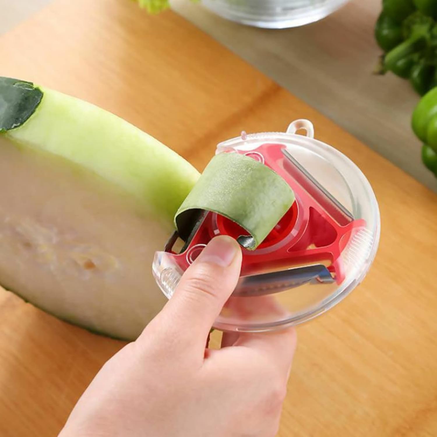Modern Multi-Blade Vegetable Peeler with Ergonomic Grip