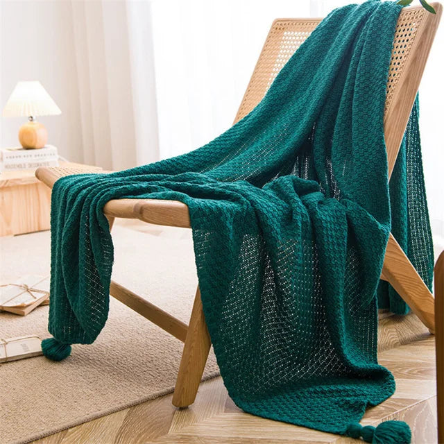 Minimalist Bamboo Knit Throw Blanket with Tassels