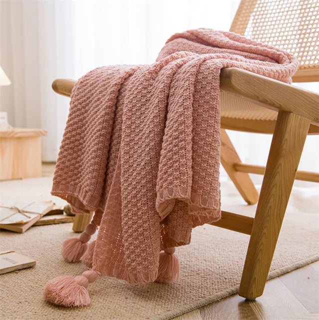 Minimalist Bamboo Knit Throw Blanket with Tassels